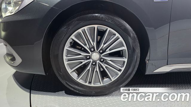 Hyundai Grandeur 2018 — photo 5