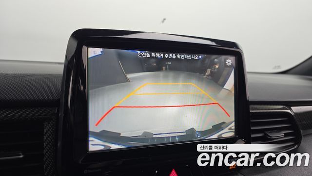 Hyundai Veloster 2019 — photo 22
