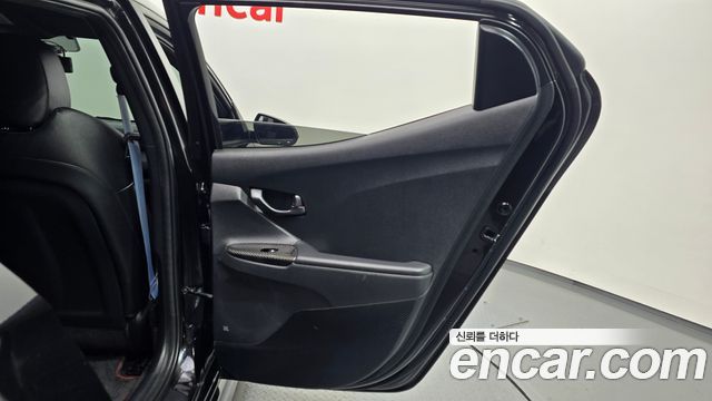 Hyundai Veloster 2019 — photo 15