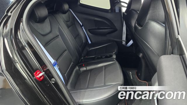 Hyundai Veloster 2019 — photo 16