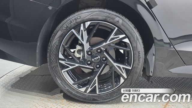 Kia K5 2025 — photo 5