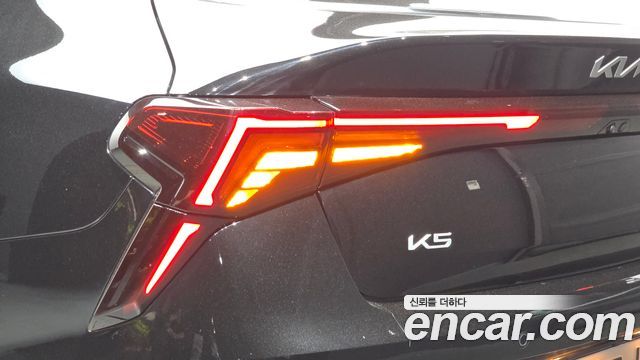 Kia K5 2025 — photo 9
