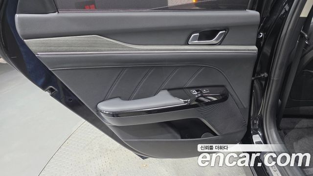 Kia K5 2025 — photo 15