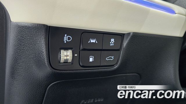 Hyundai Grandeur 2023 — photo 14