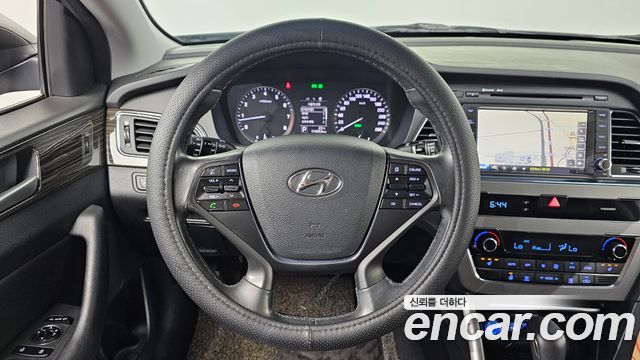 Hyundai Sonata 2015 — photo 18