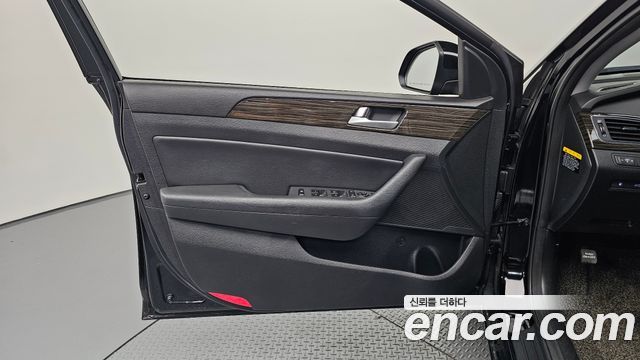 Hyundai Sonata 2015 — photo 14