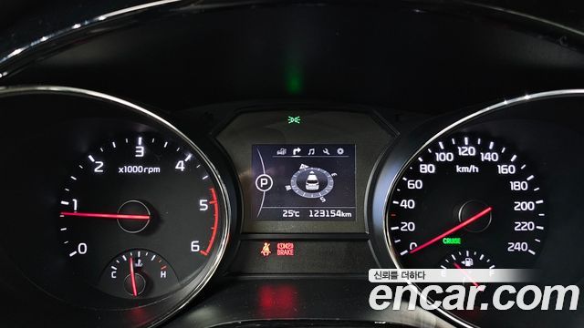 Kia Canival 2016 — photo 11