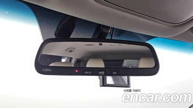 Kia Canival 2016 — photo 27