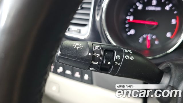 Kia Canival 2016 — photo 30