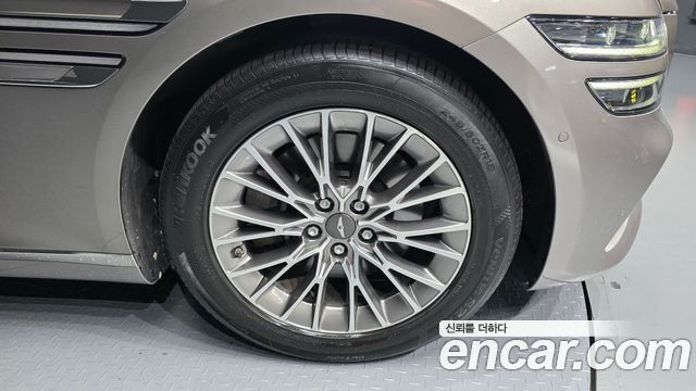 Genesis G80 2022 — photo 5