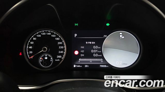 Genesis G80 2022 — photo 27