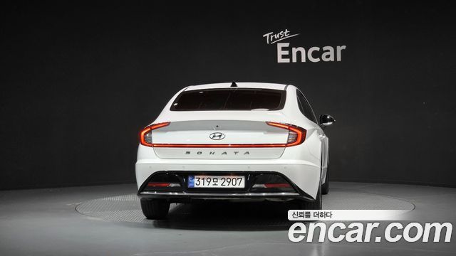 Hyundai Sonata 2022 — photo 4