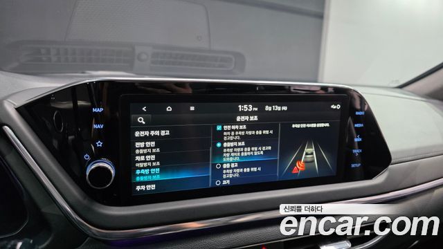 Hyundai Sonata 2022 — photo 15