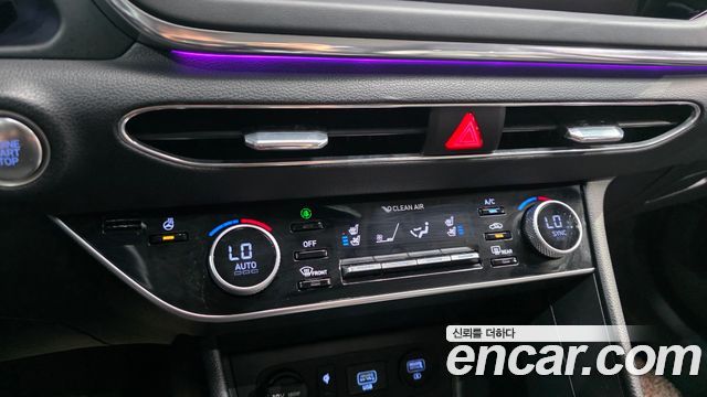 Hyundai Sonata 2022 — photo 19