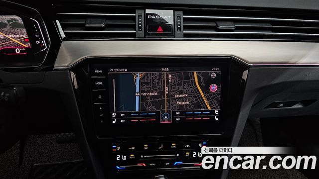 Volkswagen Passat 2022 — photo 20