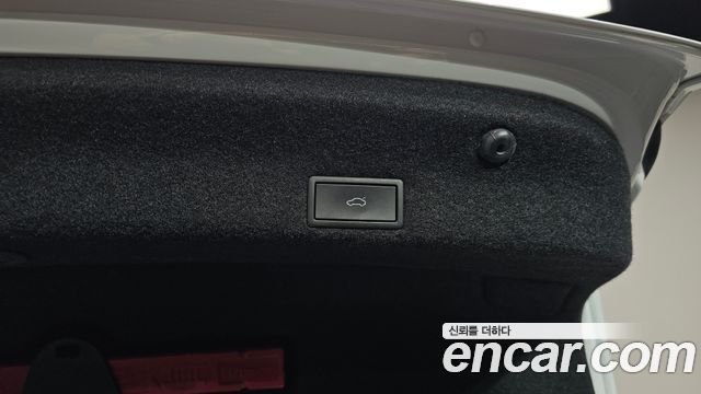 Volkswagen Passat 2022 — photo 27