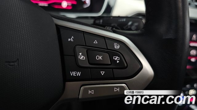 Volkswagen Passat 2022 — photo 39