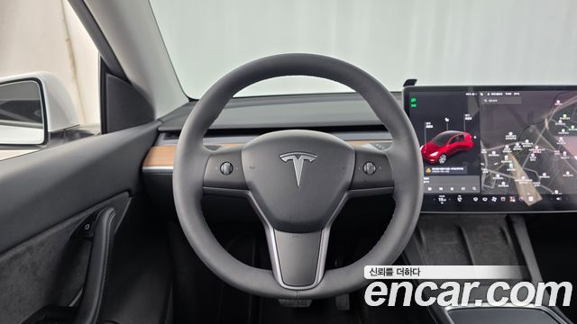 Tesla Model Y 2021 — photo 18
