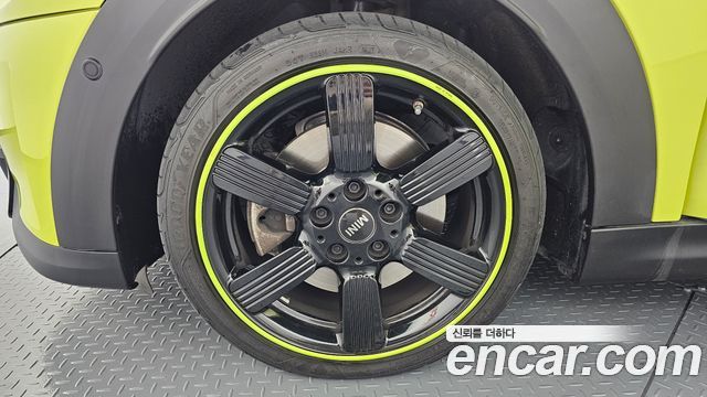 Mini Cooper Convertible 2022 — photo 5