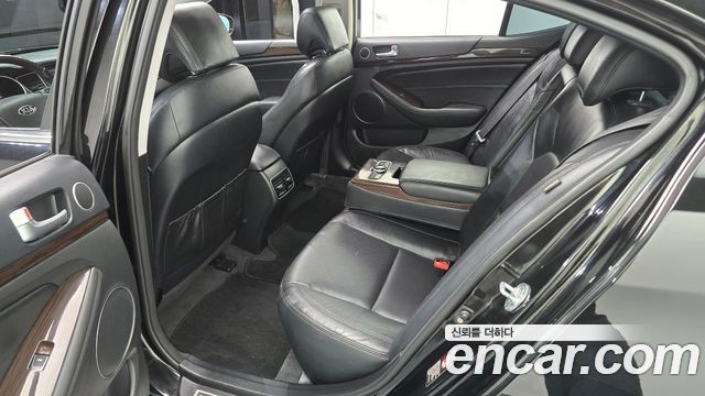 Kia K7 2016 — photo 16