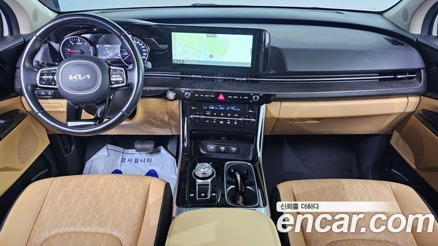 Kia Canival 2023 — photo 10