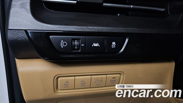 Kia Canival 2023 — photo 29