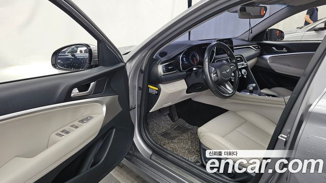 Genesis G70 2019 — photo 10