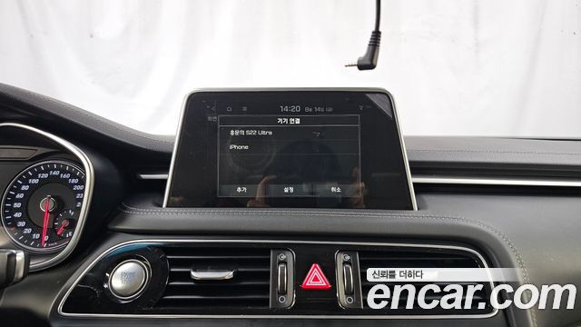 Genesis G70 2019 — photo 16