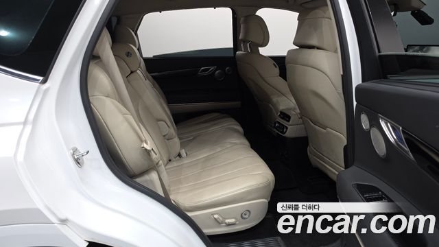 Genesis GV80 2020 — photo 17