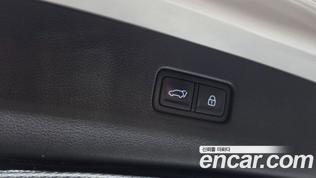Genesis GV80 2020 — photo 23