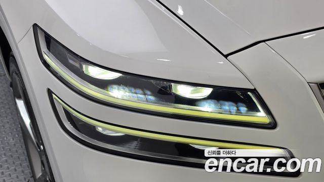 Genesis GV80 2020 — photo 8