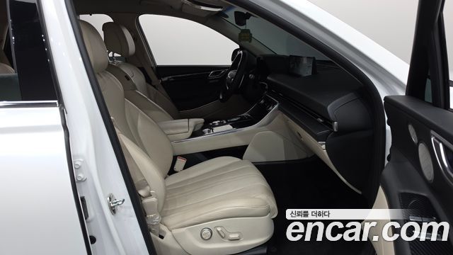 Genesis GV80 2020 — photo 16