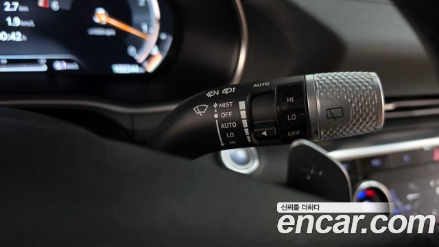 Genesis GV80 2020 — photo 27