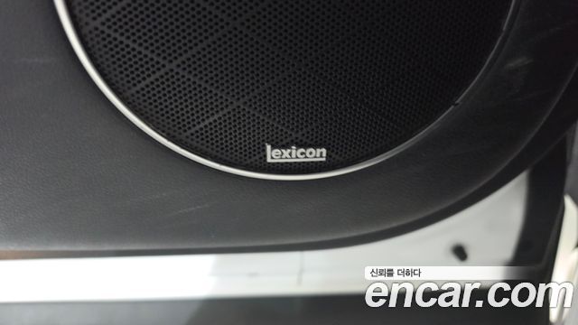 Genesis GV80 2020 — photo 30