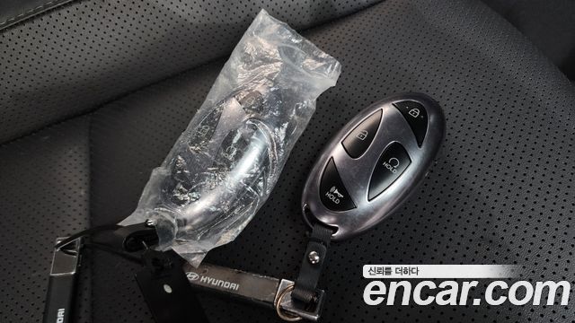 Hyundai Kona 2025 — photo 21