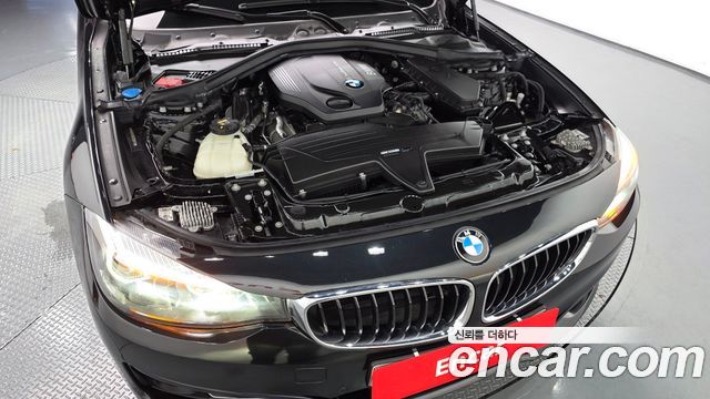 BMW Gran Turismo 2020 — photo 6