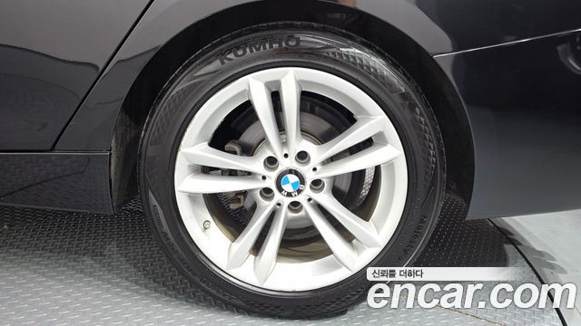 BMW Gran Turismo 2020 — photo 7