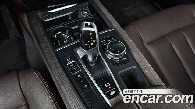 BMW X5 2014 — photo 9