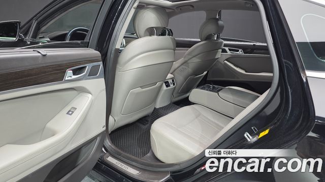 Hyundai Genesis 2014 — photo 18