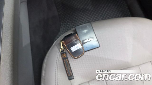 Hyundai Genesis 2014 — photo 22