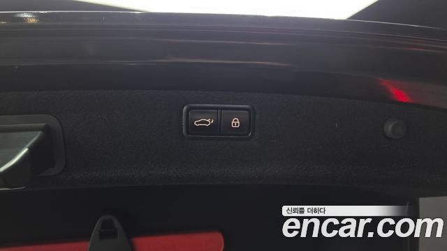 Hyundai Genesis 2014 — photo 24