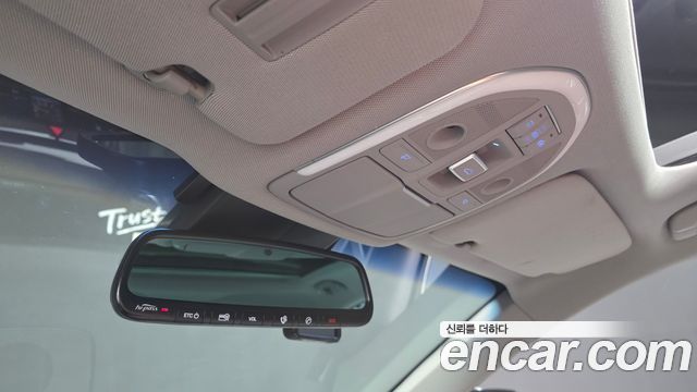 Hyundai Genesis 2014 — photo 28