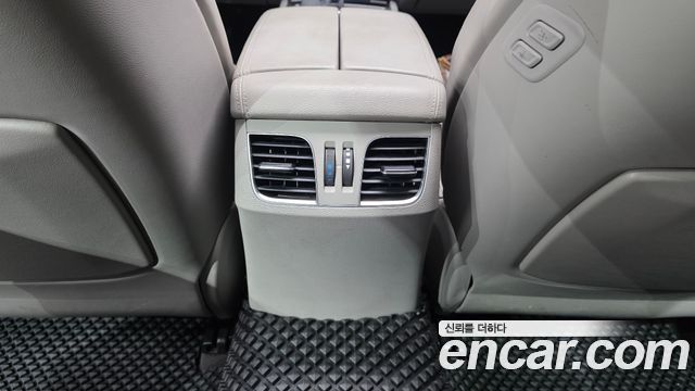 Hyundai Genesis 2014 — photo 34
