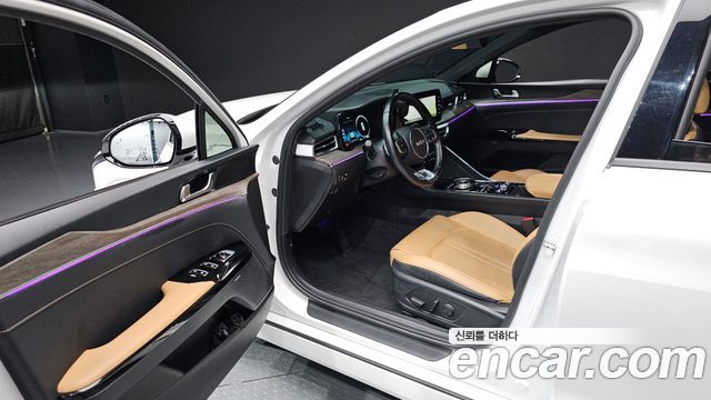 Kia K5 2023 — photo 13