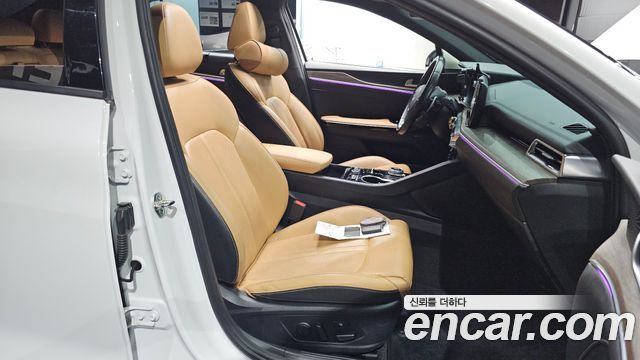 Kia K5 2023 — photo 18