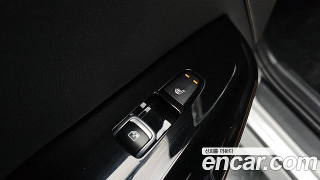 Kia K5 2023 — photo 23