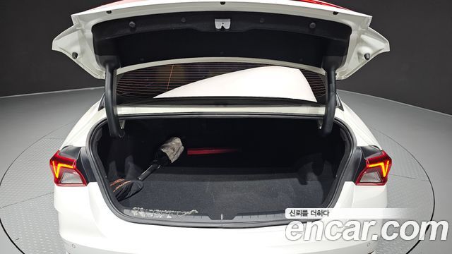 Kia K5 2023 — photo 35