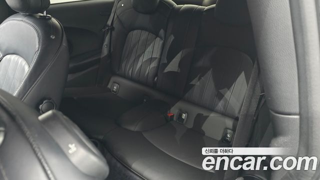Mini Cooper 2019 — photo 11