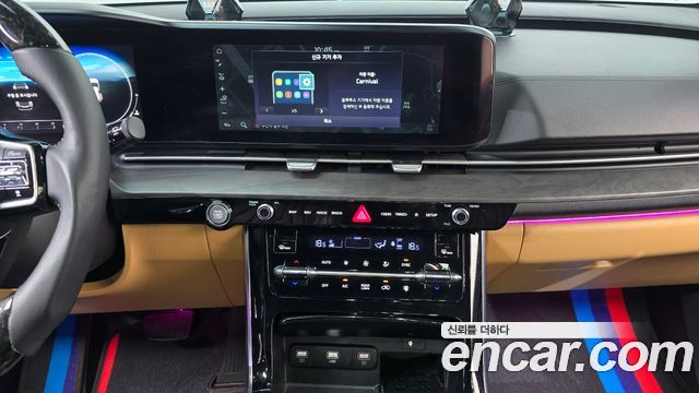 Kia Canival 2021 — photo 14