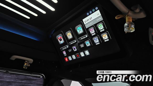 Kia Canival 2021 — photo 18
